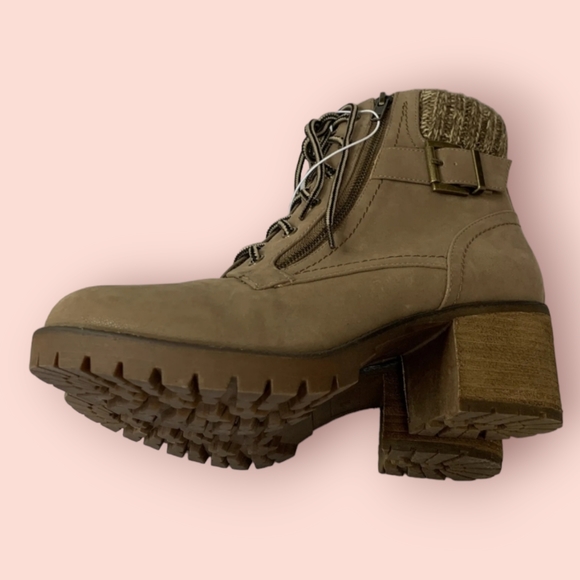 Stitch Fit MIA Caelyn Bootie Taupe Boots - Picture 2 of 3